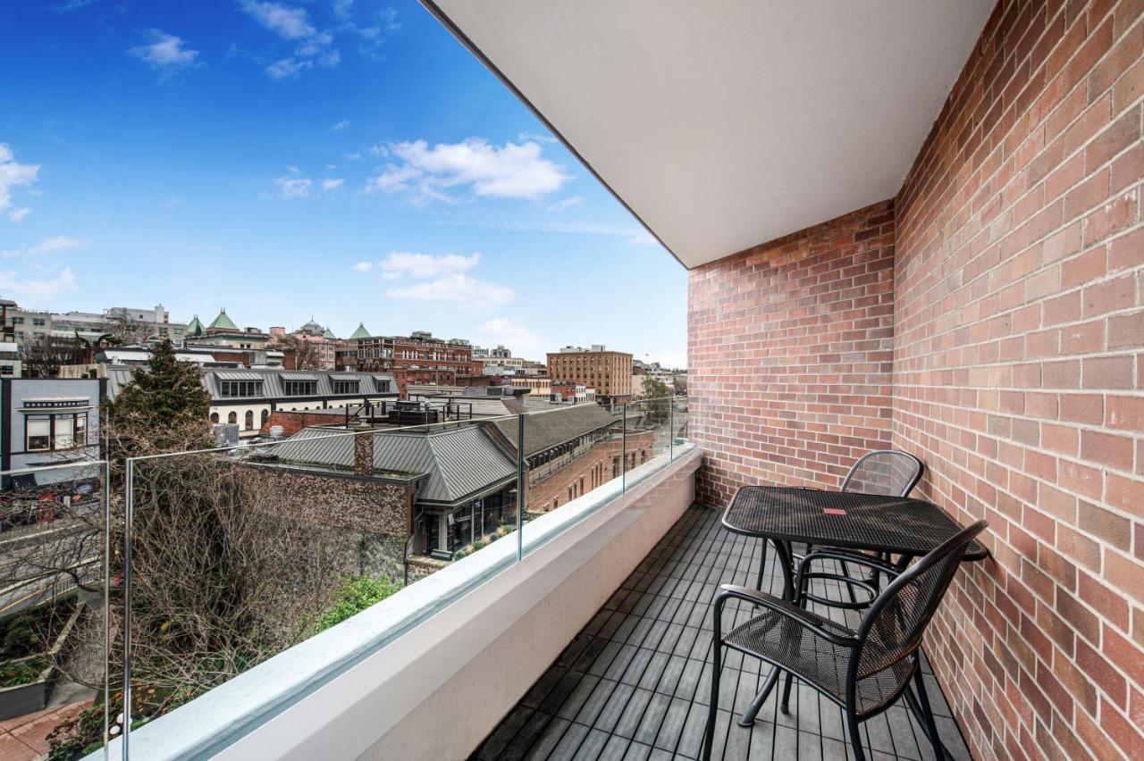 Victoria Regent Waterfront Hotel & Suites Εξωτερικό φωτογραφία