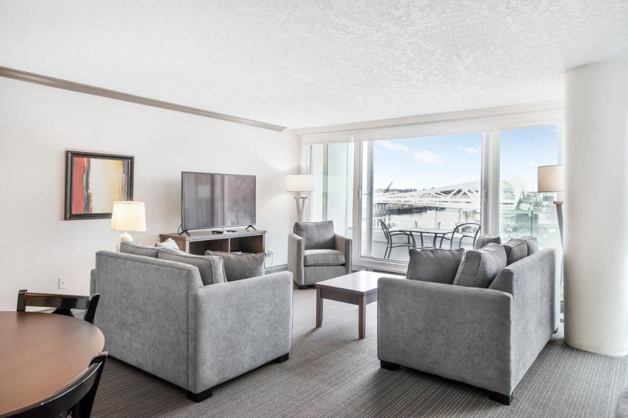 Victoria Regent Waterfront Hotel & Suites Εξωτερικό φωτογραφία