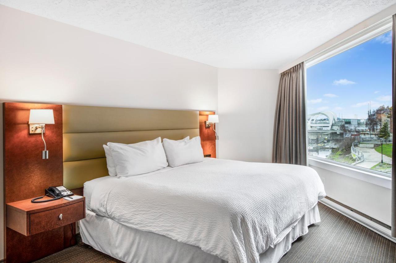 Victoria Regent Waterfront Hotel & Suites Εξωτερικό φωτογραφία