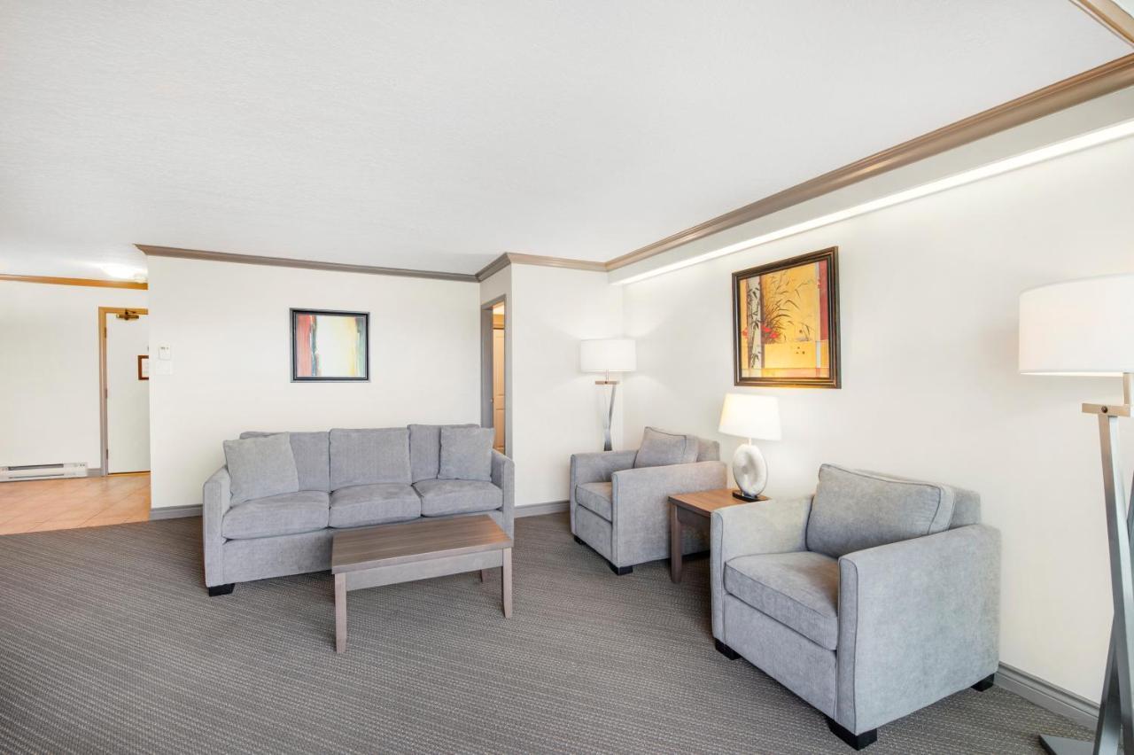 Victoria Regent Waterfront Hotel & Suites Εξωτερικό φωτογραφία